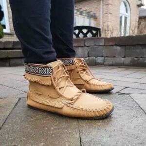 Trendy native suede boots w cowitchan southwestern cabin cottage vibe